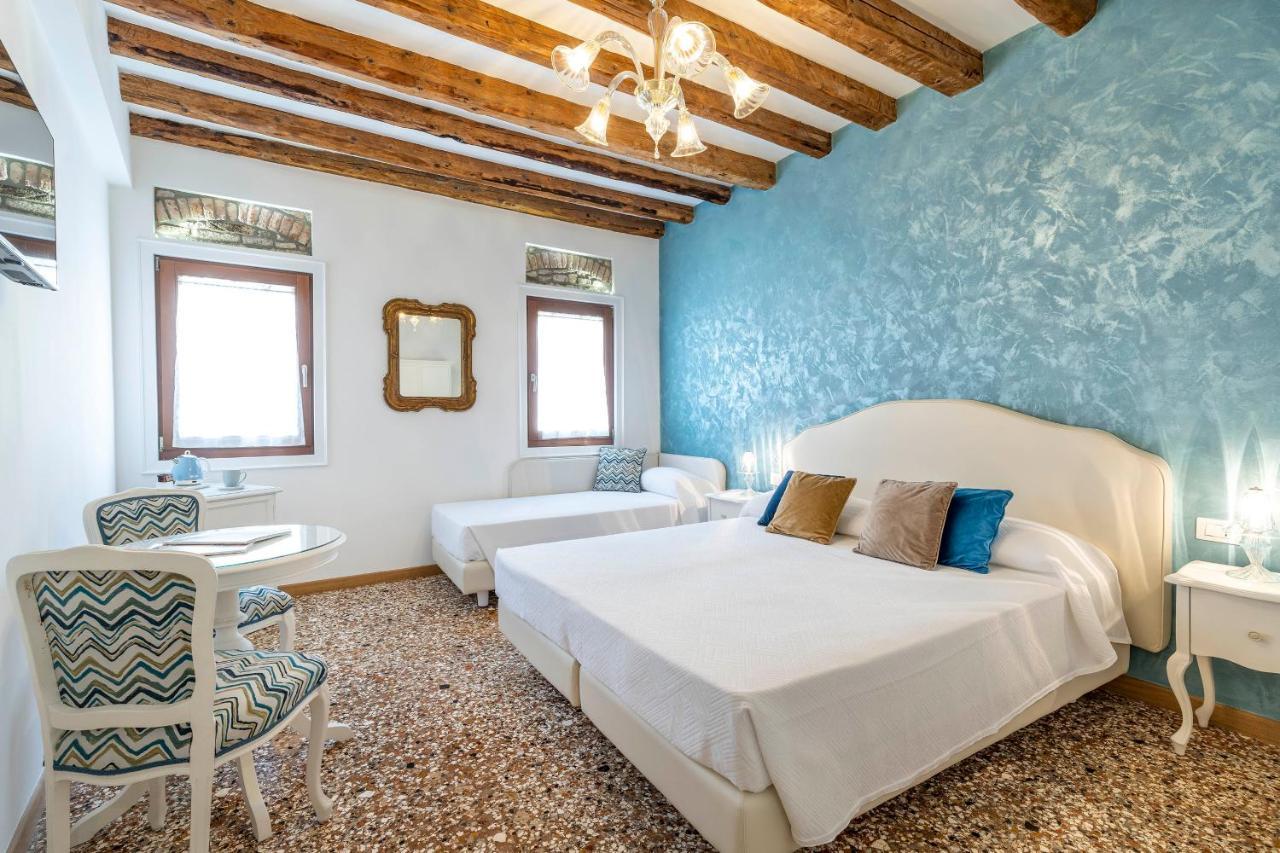 Отель Residenza San Silvestro Венеция Экстерьер фото