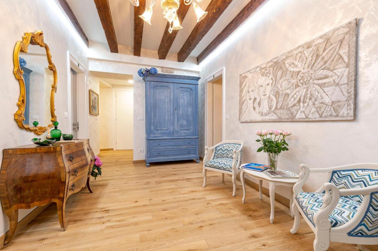Отель Residenza San Silvestro Венеция Экстерьер фото