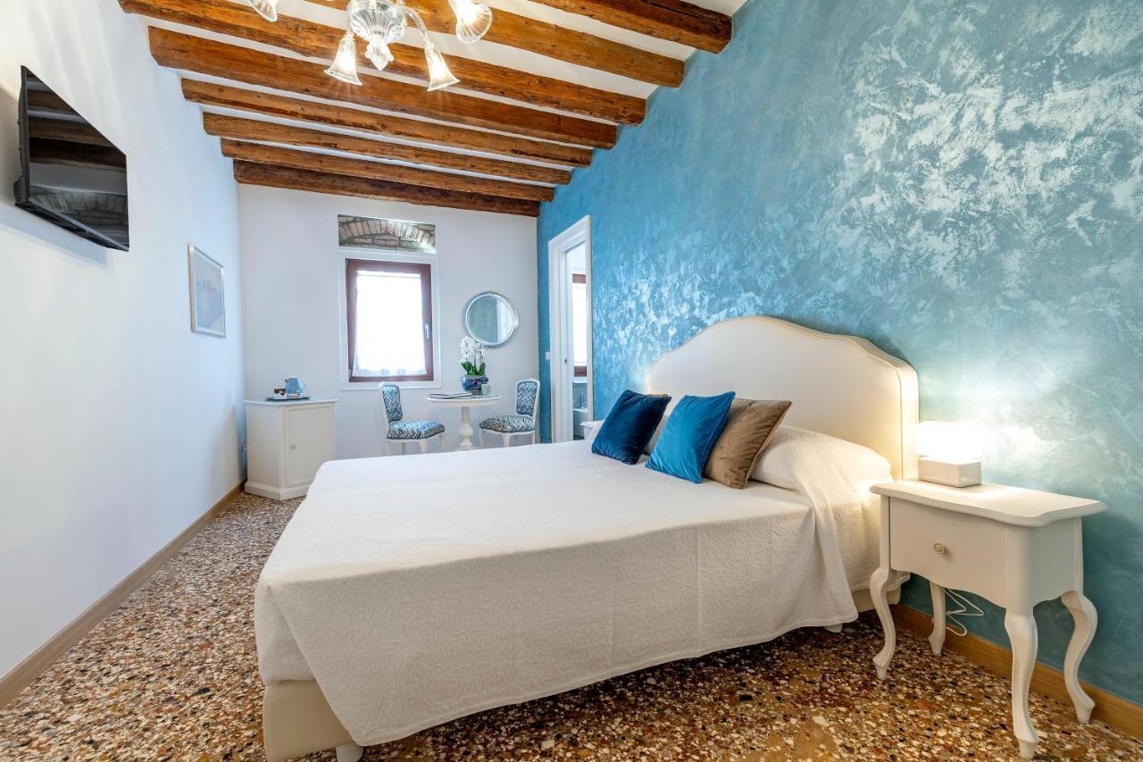 Отель Residenza San Silvestro Венеция Экстерьер фото